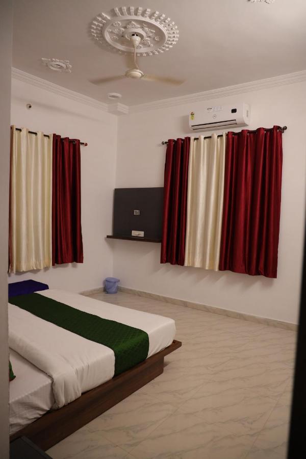 Winter Mountain Resort Pushkar Exterior foto