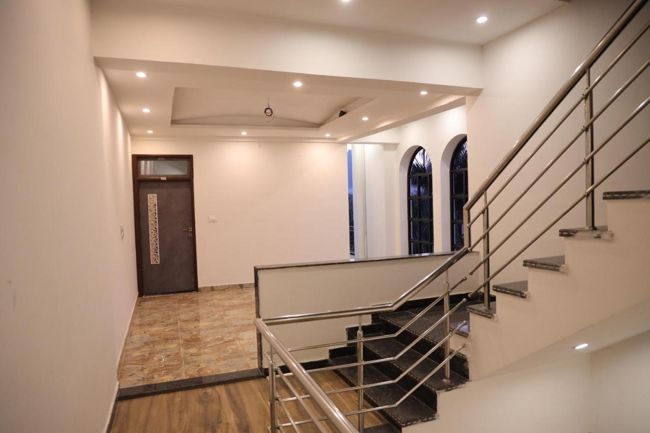 Winter Mountain Resort Pushkar Exterior foto